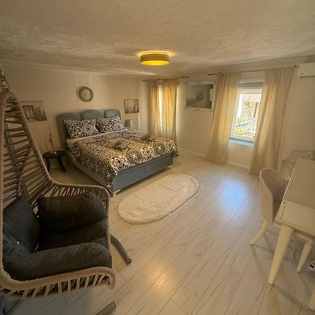 Apartment With Garden Hanja Μόσταρ Εξωτερικό φωτογραφία